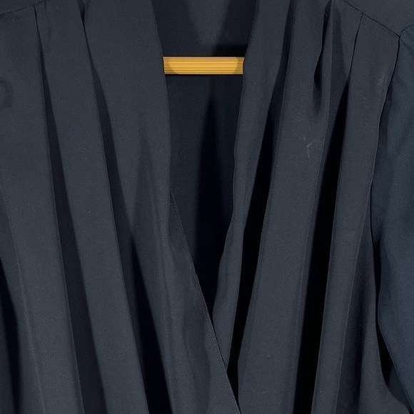 FOREVER 21 Black Flirty Front Crossed Blouse Size Large - Picture 3 of 8